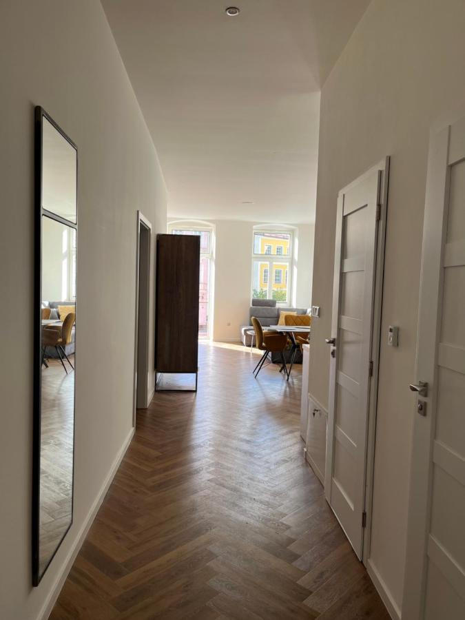 Apartmany Male Namesti, Broumov Esterno foto