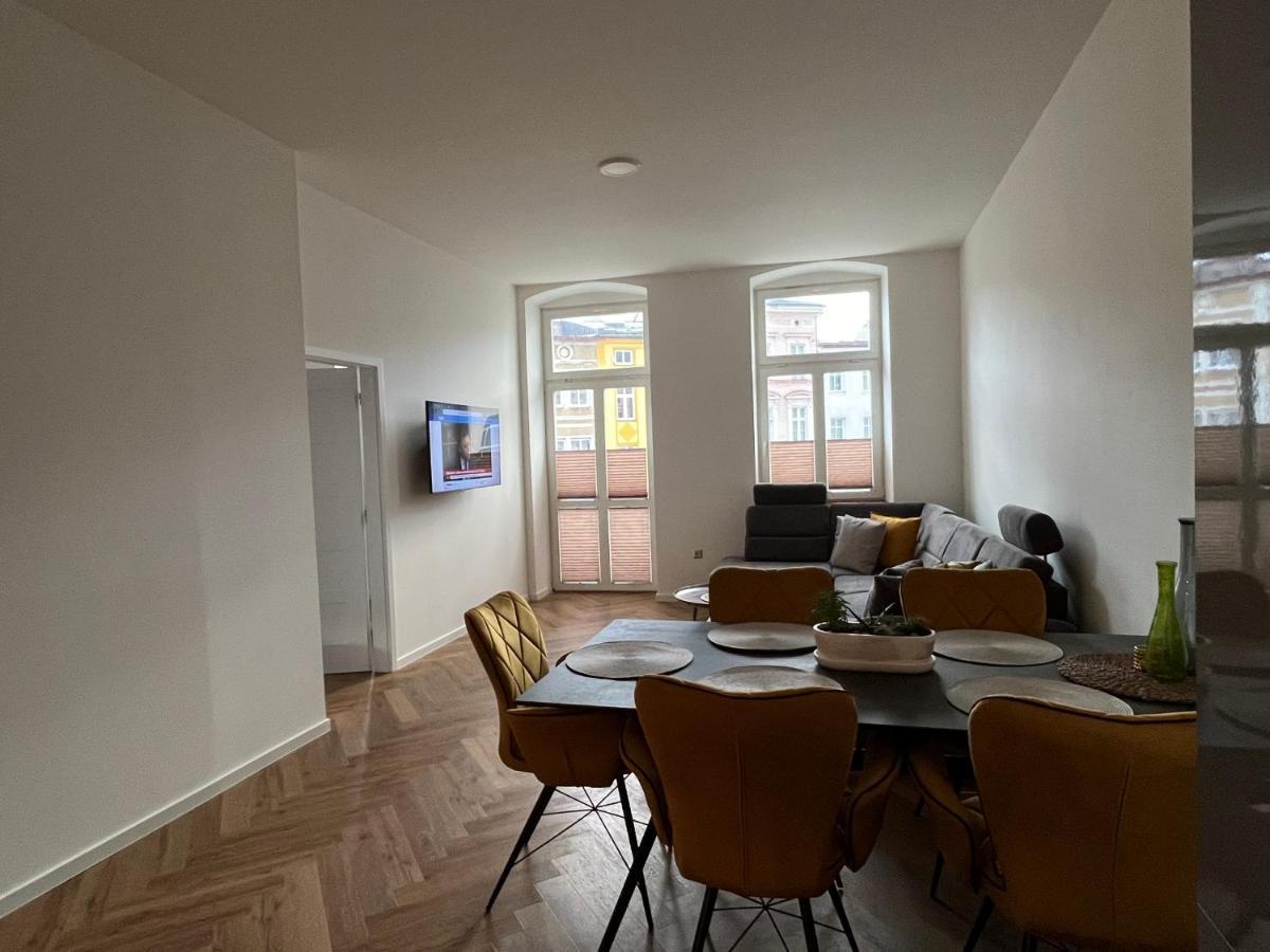 Apartmany Male Namesti, Broumov Esterno foto